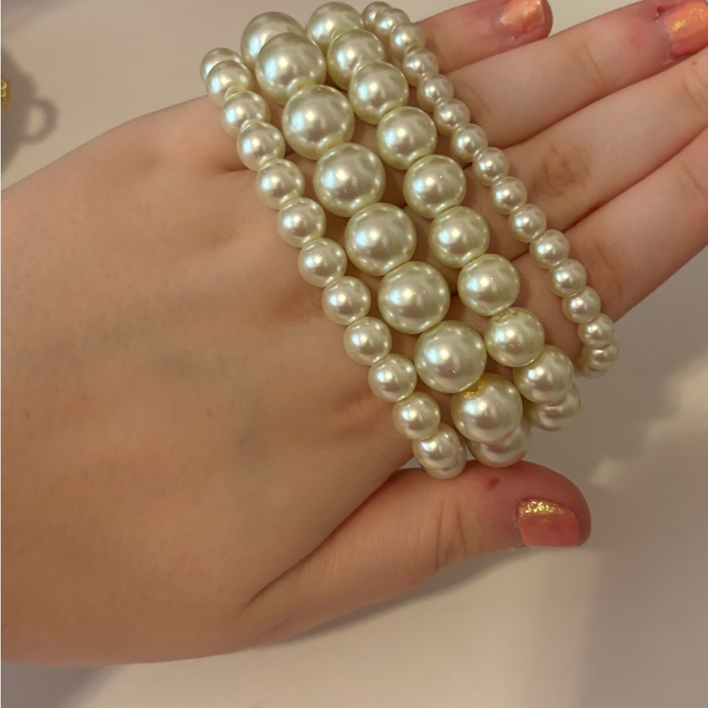 Target Cream Pearl Bracelet Set
